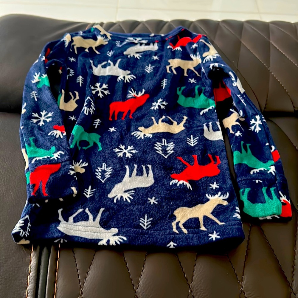 Girl sleepwear